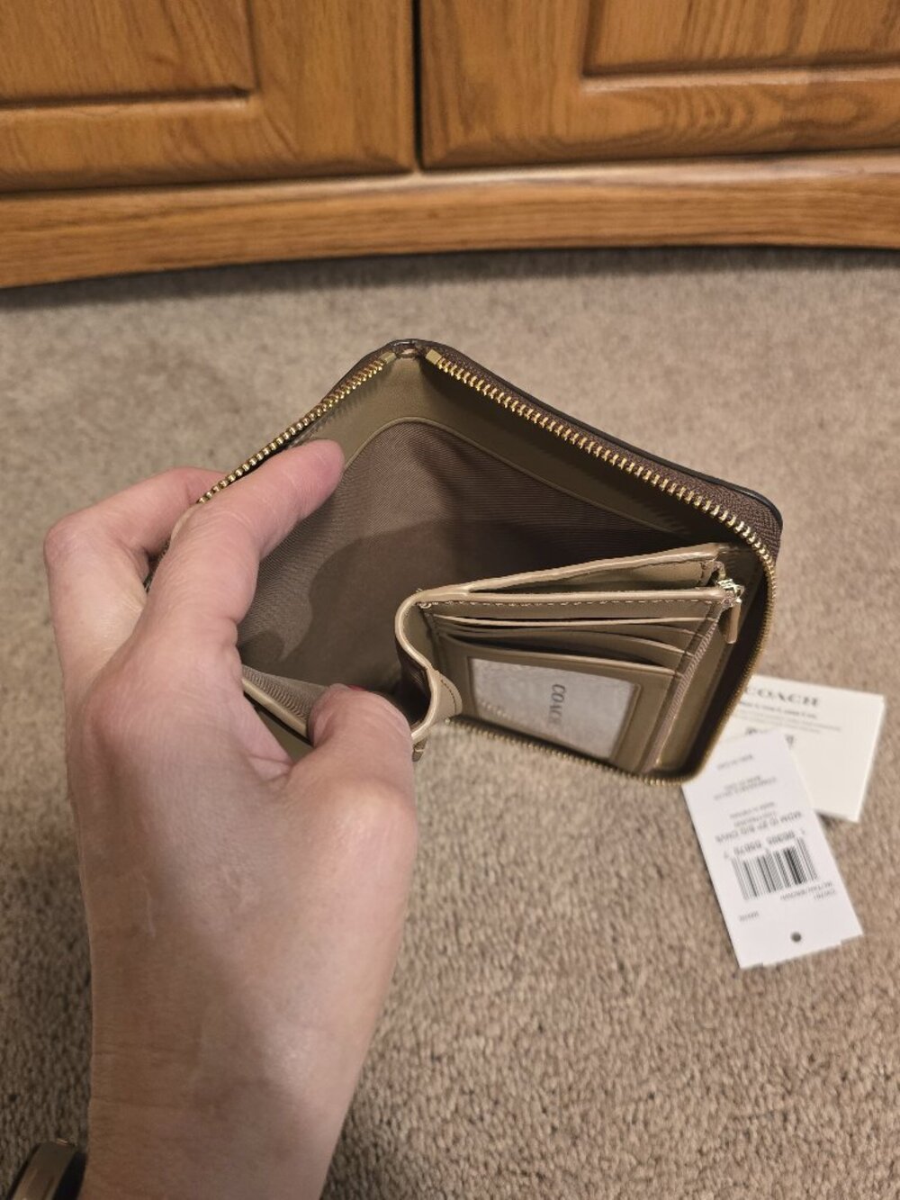 Coach Medium ID Zip Wallet CW781 - Picture 5 of 8